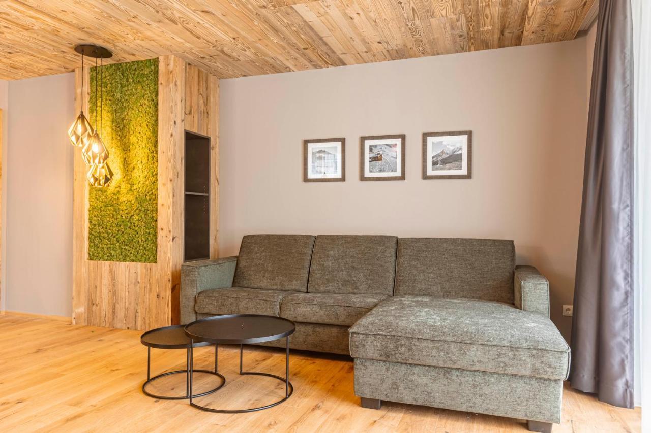 Zillertal Suites Fuegen By Alps Resorts מראה חיצוני תמונה