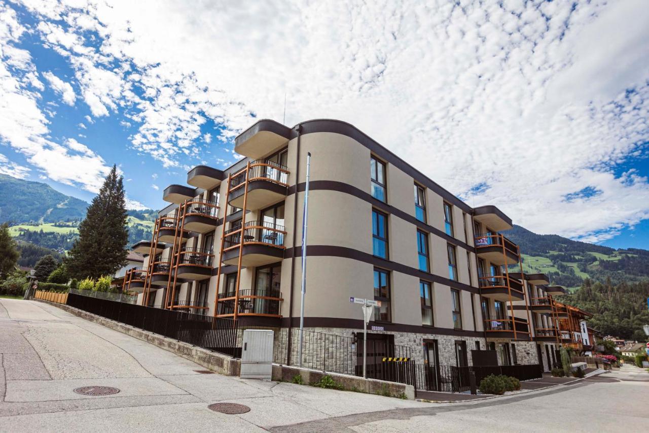 Zillertal Suites Fuegen By Alps Resorts מראה חיצוני תמונה
